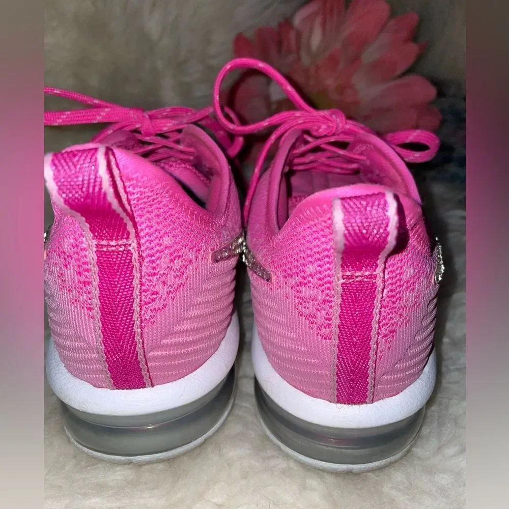 Nike Air Max Women’s Rhinestone Swoosh Pink 8.5